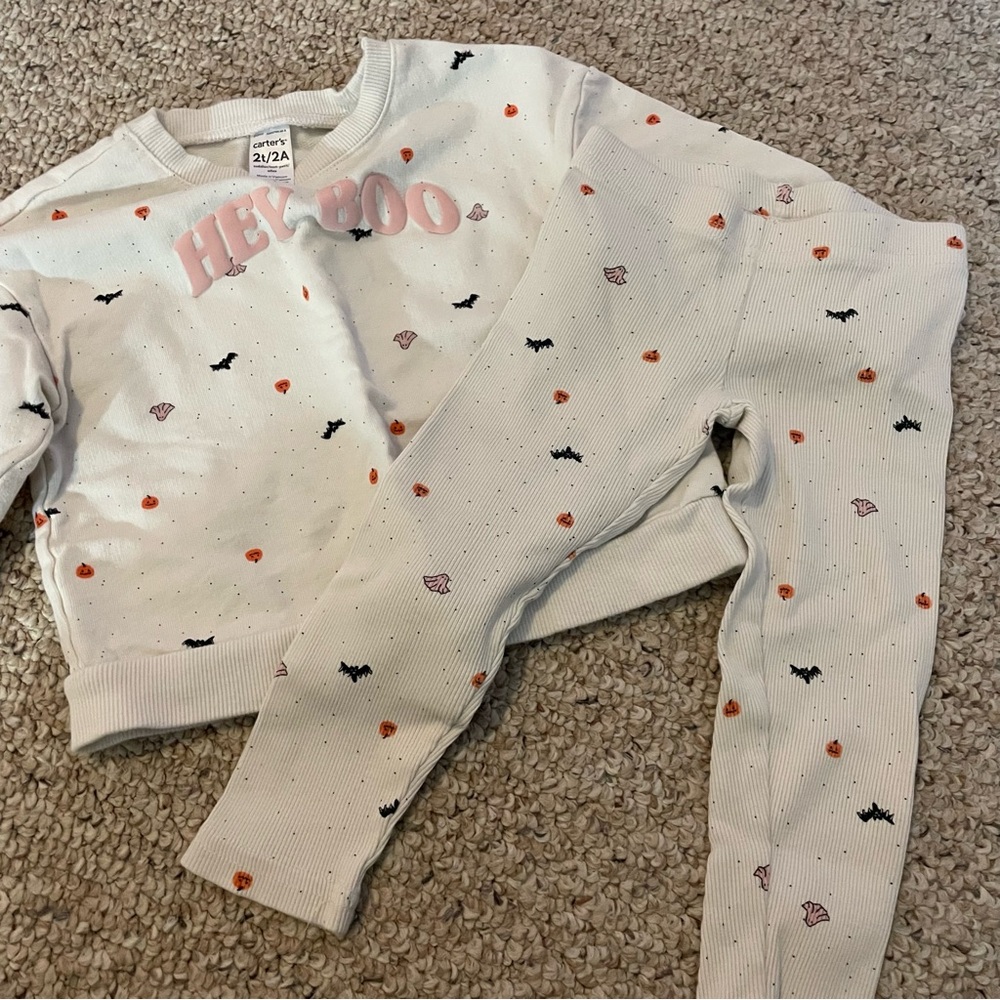 Hey Boo Kids' Cream Sweatshirt and Leggings Set